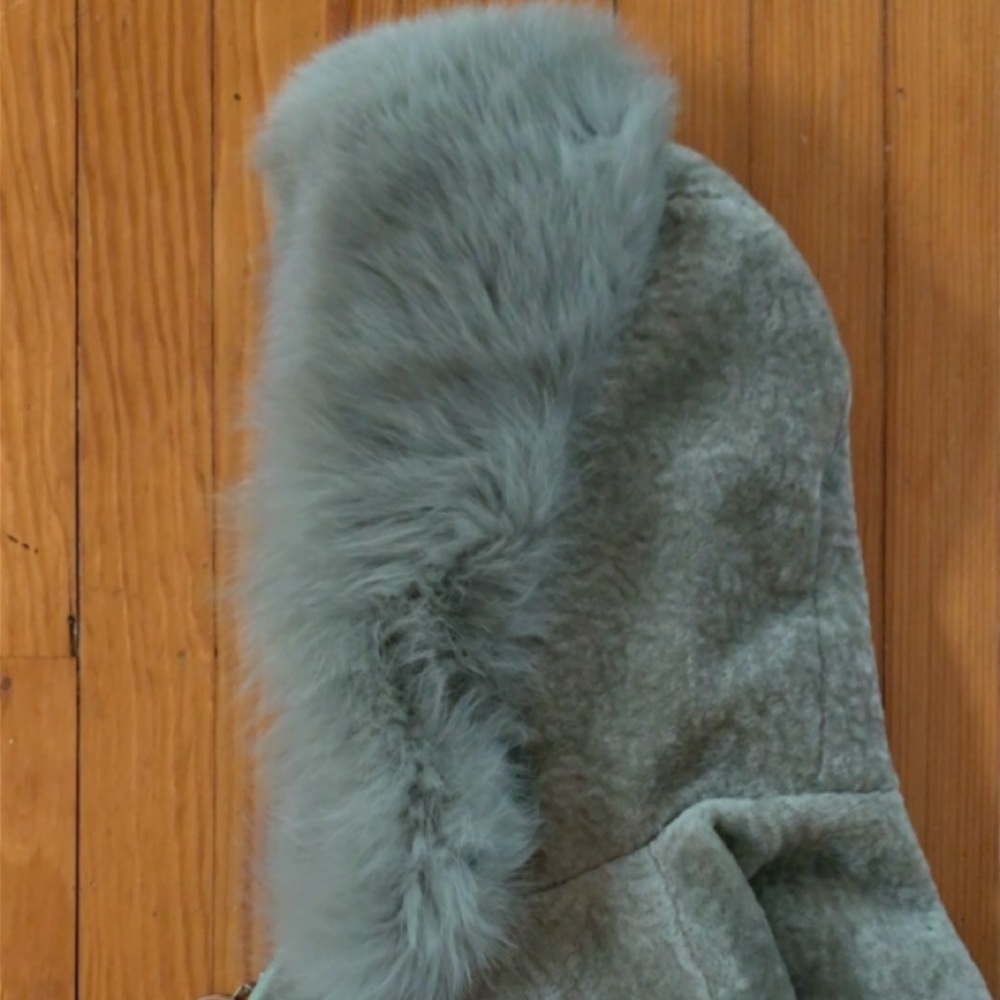Real Fur/ Shearling Zip Up - Picture 3 of 5